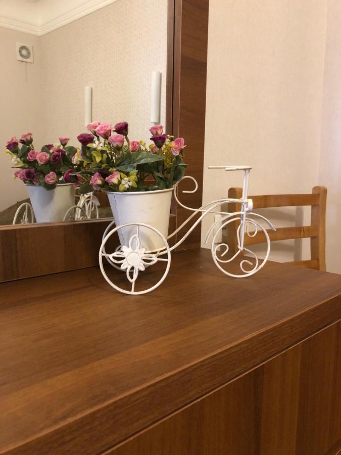 Appartamento Atoneli Tbilisi Esterno foto